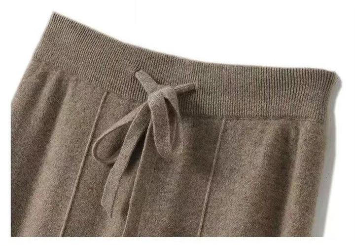 Olivia Bennet | Classic Wool Trousers for Women
