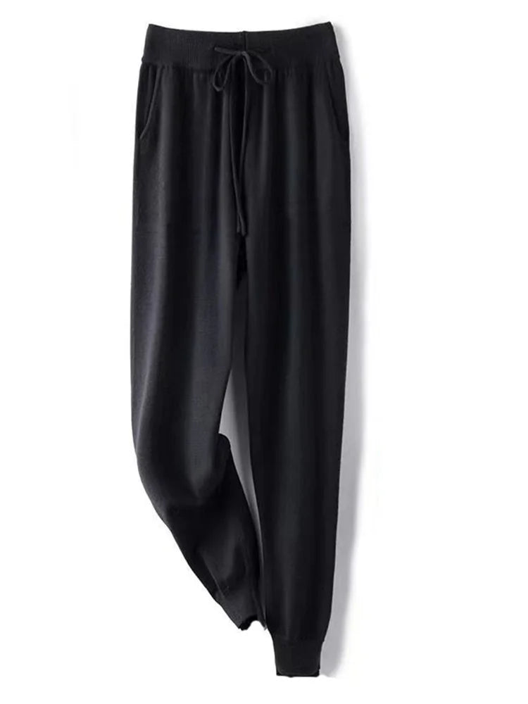 Olivia Bennet | Wool Pants for Women in Classic Fit, Gray