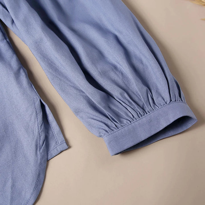 Olivia Bennet | Gathered Lantern Sleeve Blouse