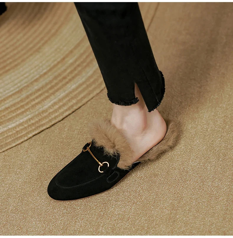 Olivia Bennet | Luxe Mule for Women in Leather, Slip-On, Black