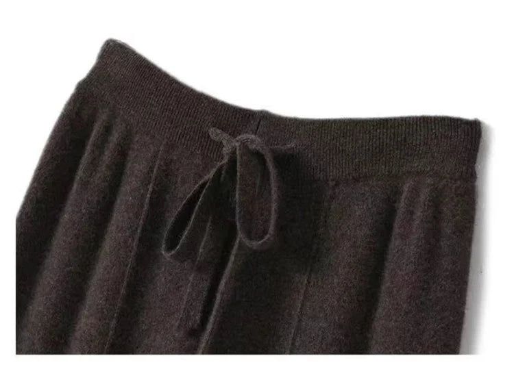 Olivia Bennet | Classic Wool Trousers for Women