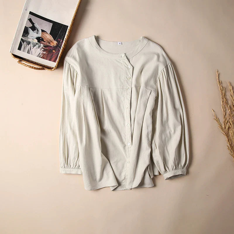 Olivia Bennet | Gathered Lantern Sleeve Blouse