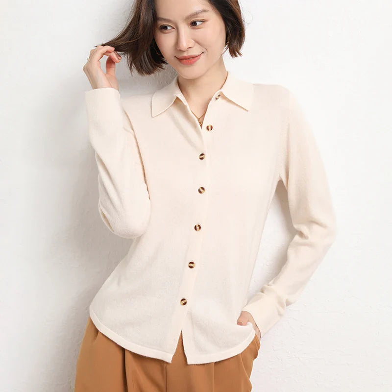 Olivia Bennet | Wool Polo for Women in Classic Fit, Navy