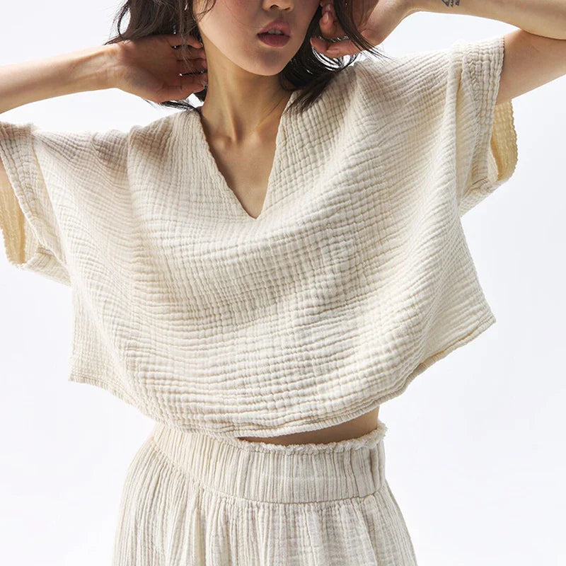 Olivia Bennet | V-Neck Crop Tee for Women in Gauze Fabric