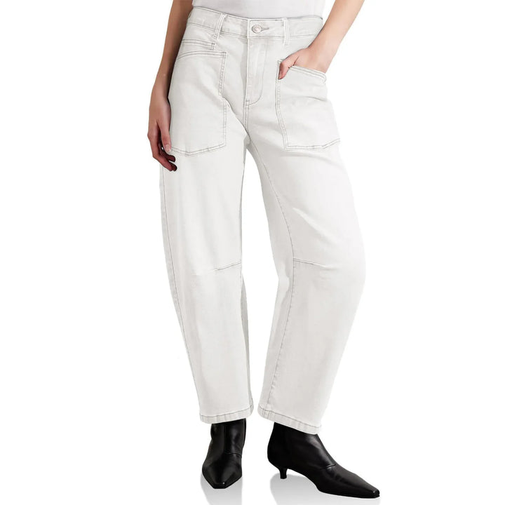 Olivia Bennet | Structured Barrel Jeans for Women in Denim