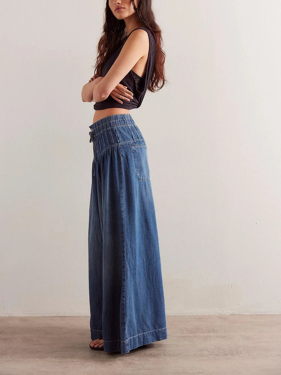 Olivia Bennet | Women's Chambray Pull-On Jeans