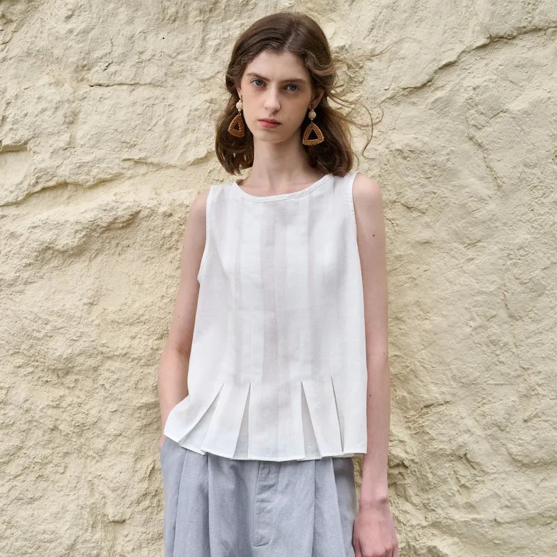 Olivia Bennet | Pleated Hem Linen Top