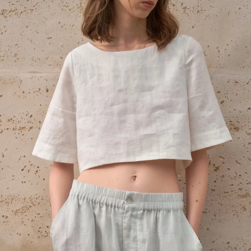 Olivia Bennet | Boxy Linen Crop Top