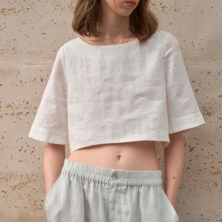 Olivia Bennet | Boxy Linen Crop Top