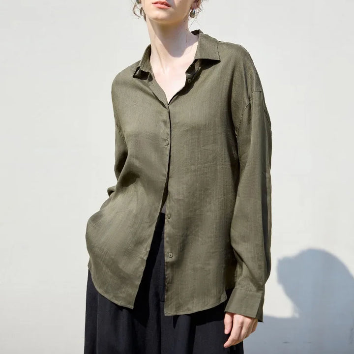 Olivia Bennet | Relaxed Ramie Button Down
