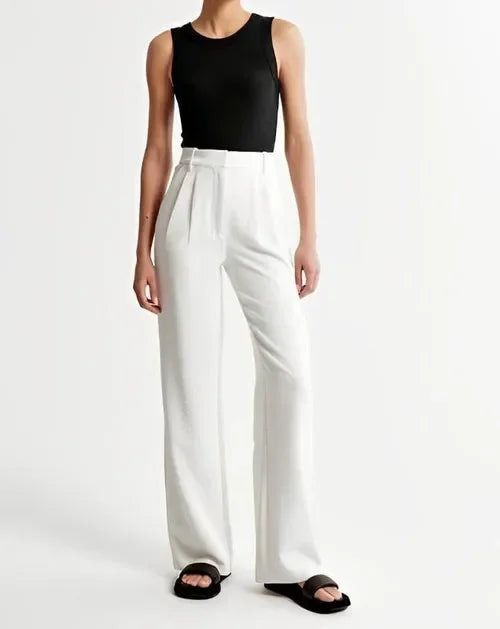 Olivia Bennet | Tailored Wide-Leg Trousers for Women in Black