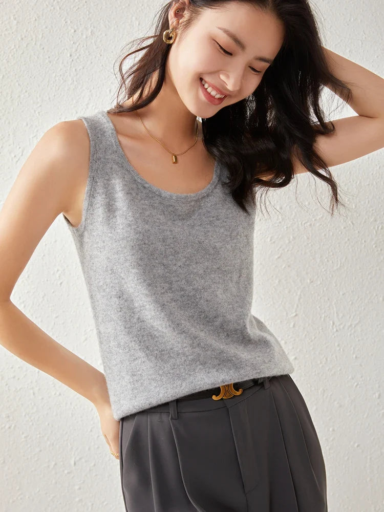Olivia Bennet | Cashmere O-Neck Sweater for Women