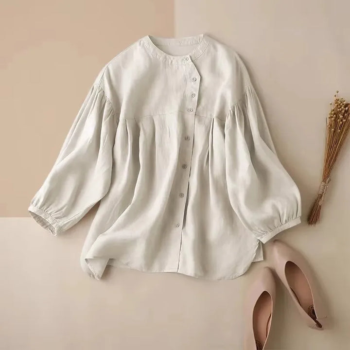 Olivia Bennet | Gathered Lantern Sleeve Blouse