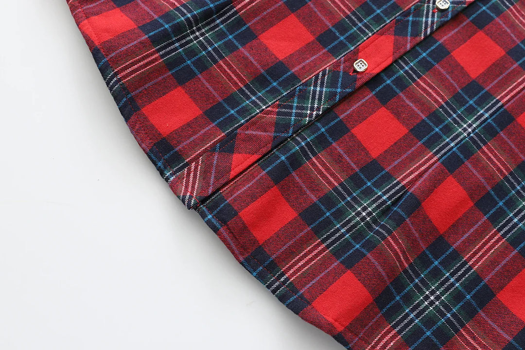 Olivia Bennet | Classic Plaid Throw Blanket