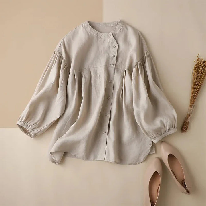 Olivia Bennet | Gathered Lantern Sleeve Blouse