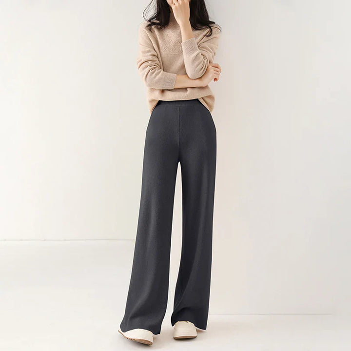 Olivia Bennet | Merino Sweats