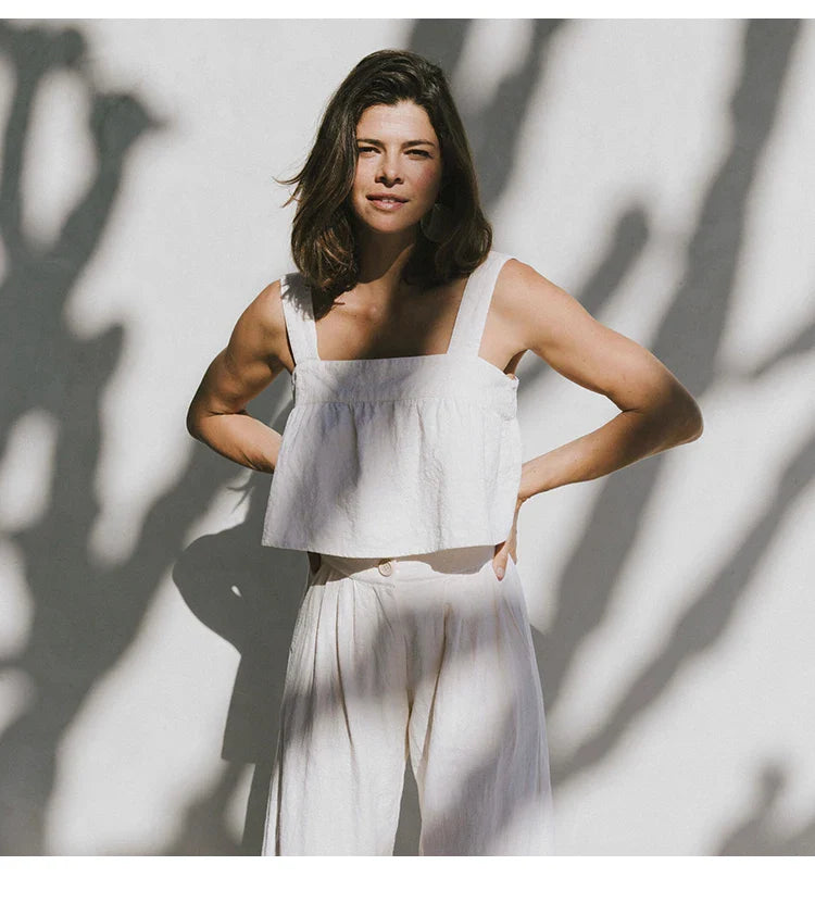 Olivia Bennet | Pleated Linen Culotte Pant