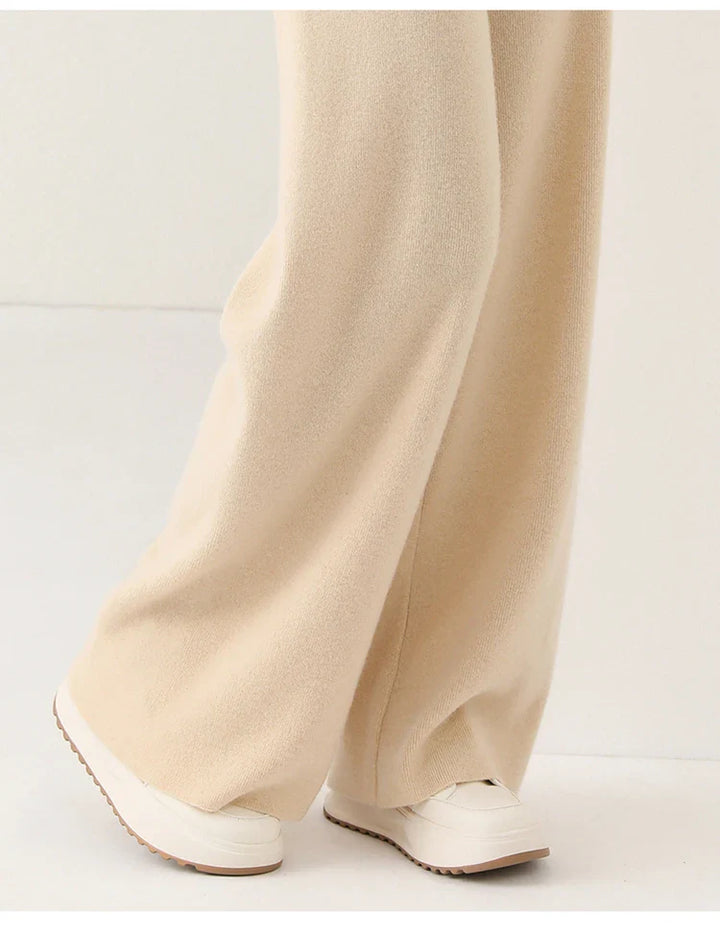 Olivia Bennet | Merino Sweats