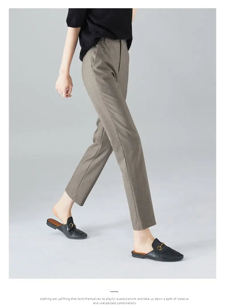 Olivia Bennet | High-Waist Trousers for Women in Elegant Fit, Black