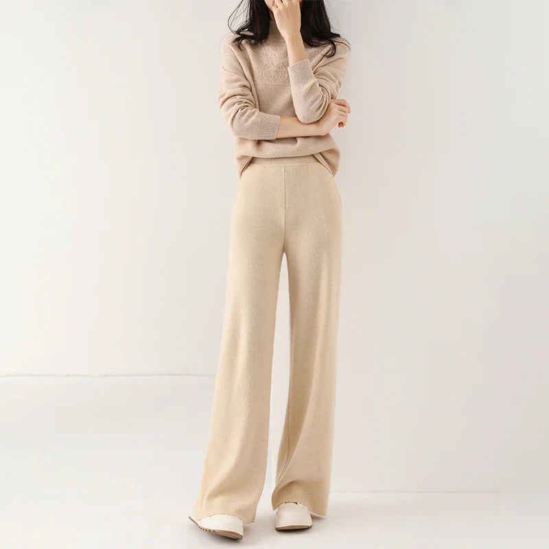 Olivia Bennet | Merino Sweats