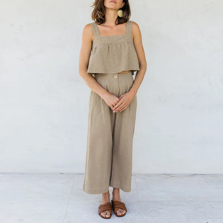 Olivia Bennet | Pleated Linen Culotte Pant
