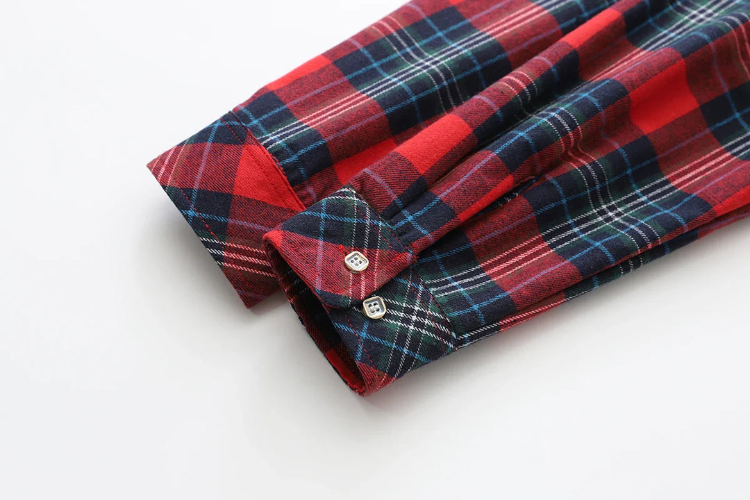Olivia Bennet | Classic Plaid Throw Blanket