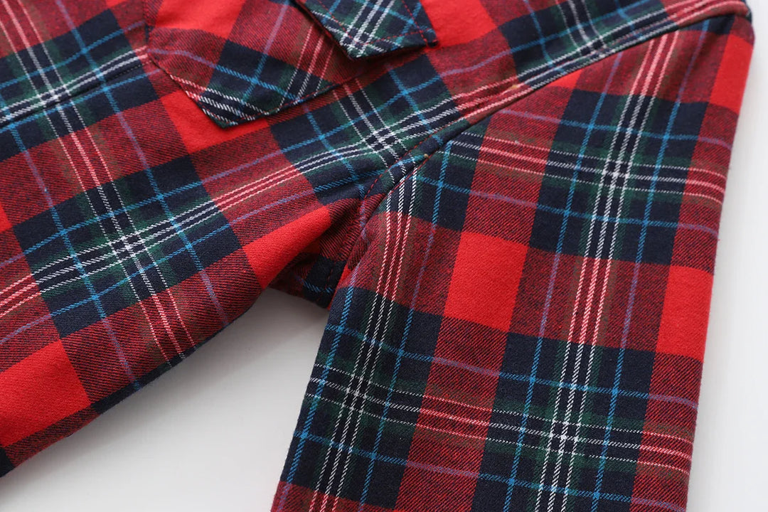 Olivia Bennet | Classic Plaid Throw Blanket