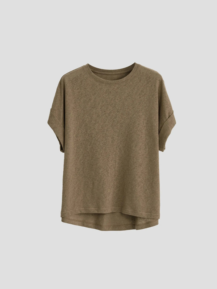 Olivia Bennet | Oversized Tee for Women in Soft Cotton with Rolled Cuff in White