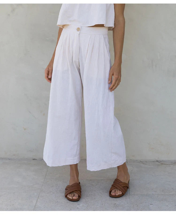Olivia Bennet | Pleated Linen Culotte Pant