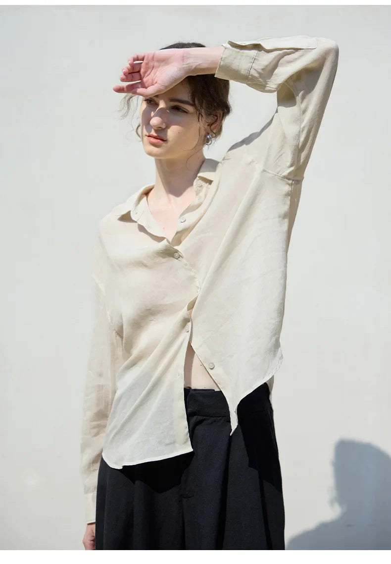 Olivia Bennet | Relaxed Ramie Button Down