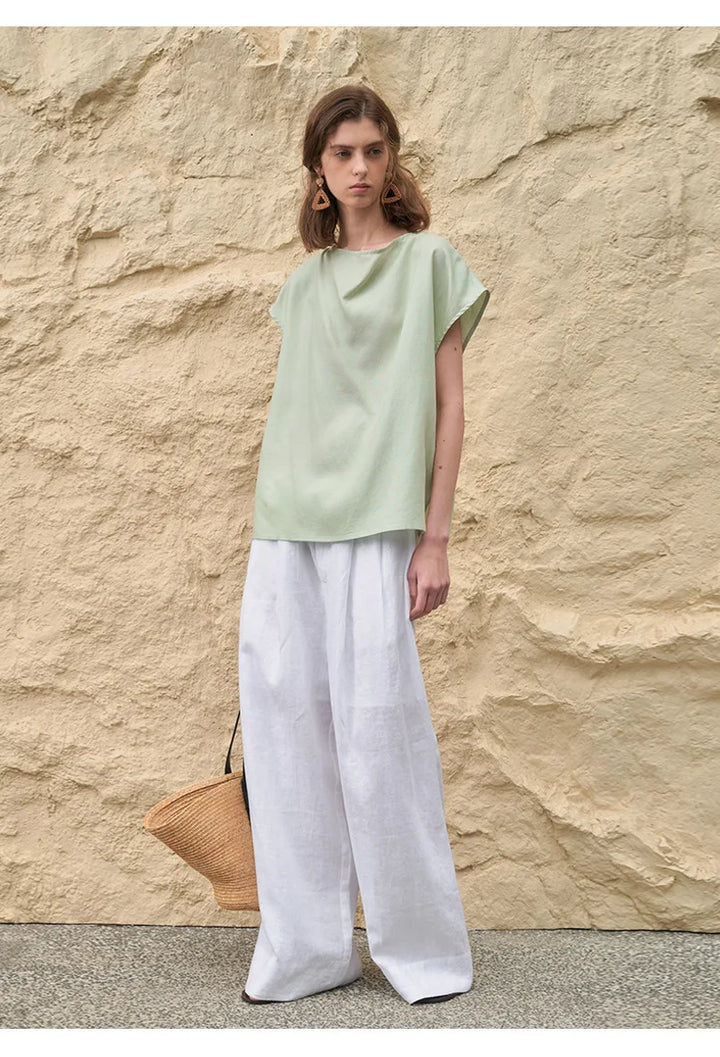 Olivia Bennet | Pleated Wide Leg Linen Pant