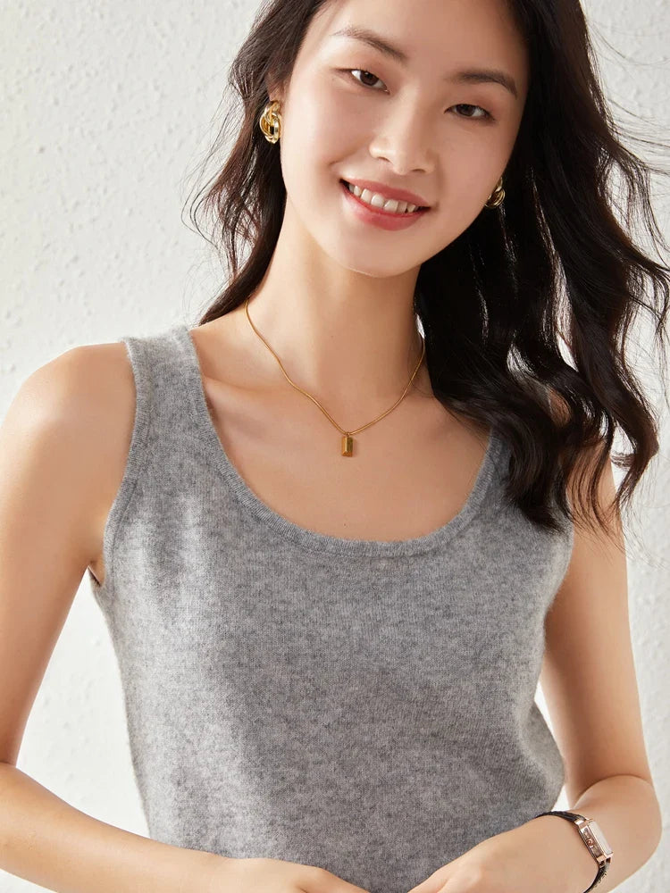 Olivia Bennet | Cashmere O-Neck Sweater for Women