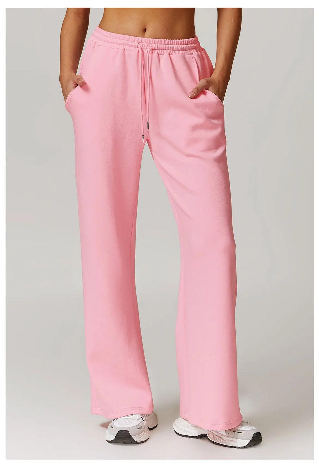 Olivia Bennet | High Rise Pant for Women in Black