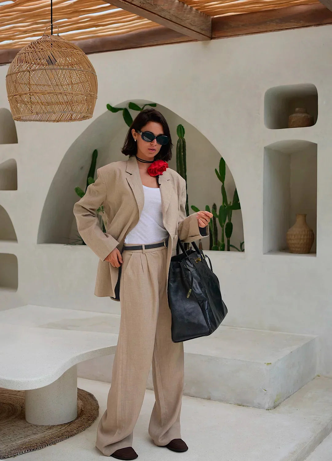 Olivia Bennet | Linen Wide-Leg Trousers for Women in Natural