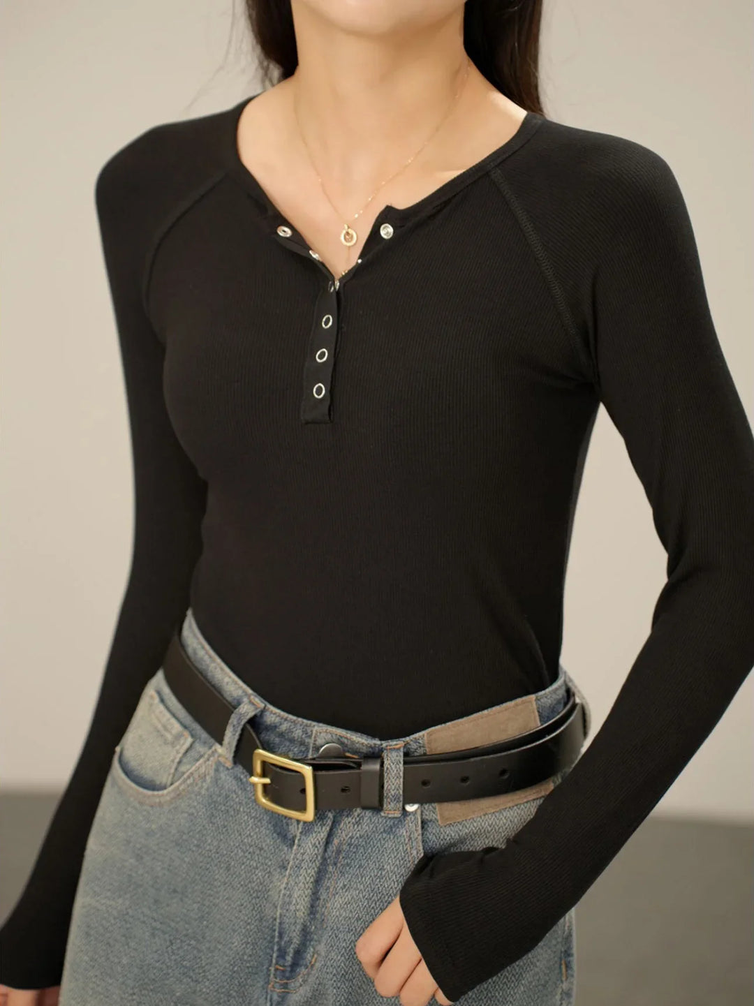 Olivia Bennet | Pop-Button Top for Women in Cotton, Fitted, White