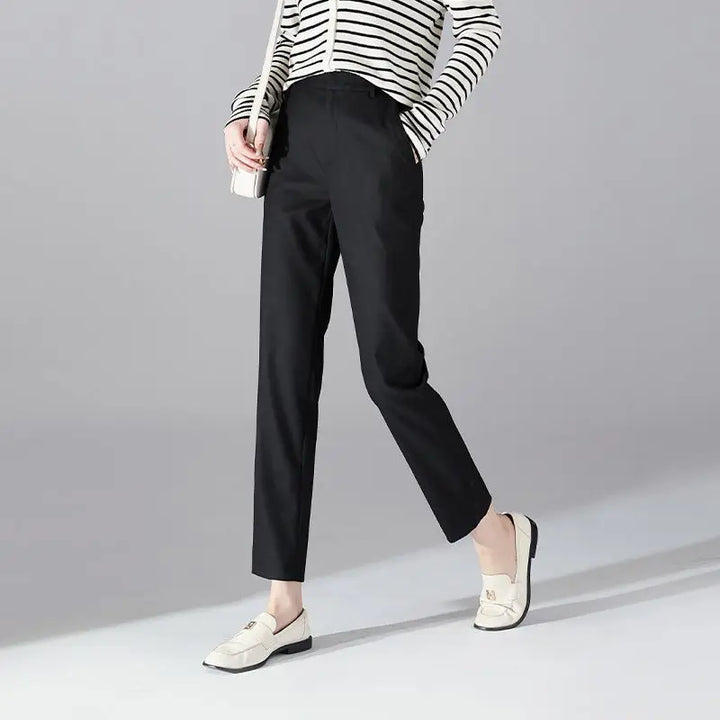 Olivia Bennet | High-Waist Trousers for Women in Elegant Fit, Black
