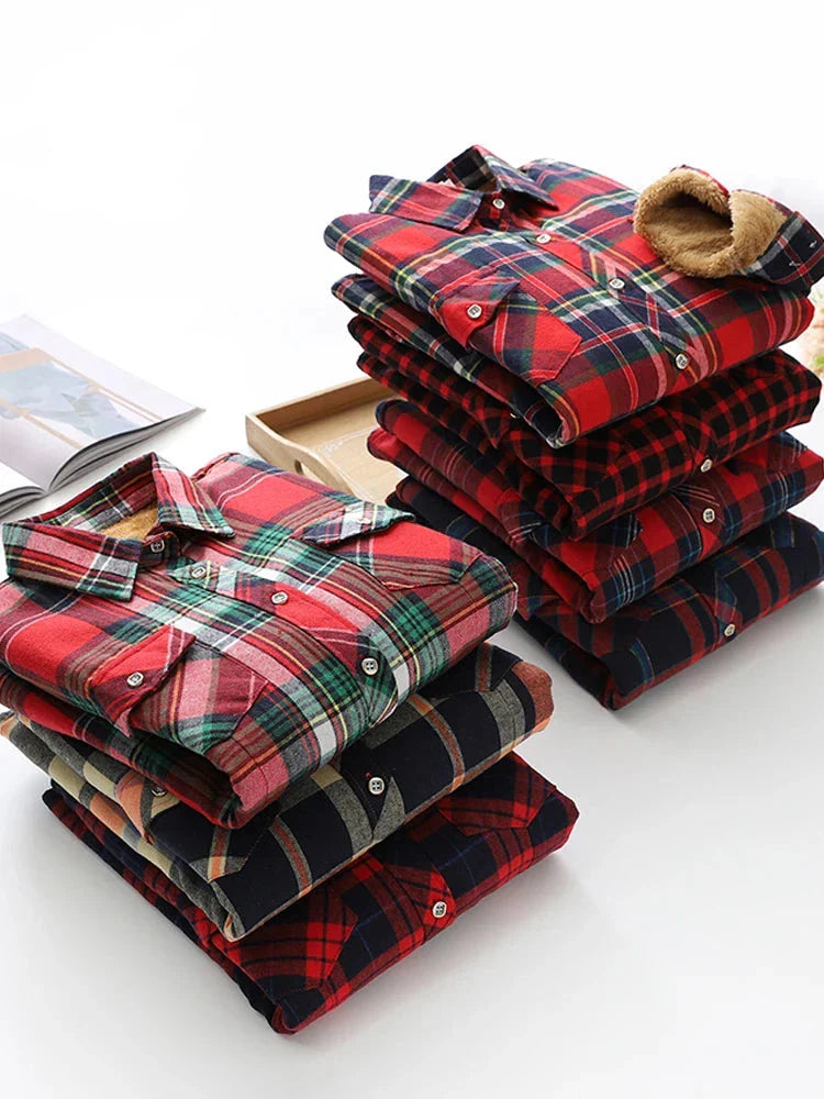 Olivia Bennet | Classic Plaid Throw Blanket