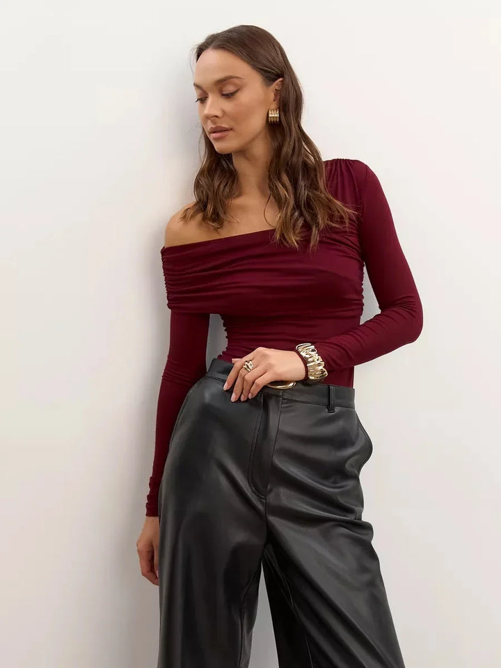 Olivia Bennet | Off-Shoulder Top for Women in Cotton Blend, Fitted, White