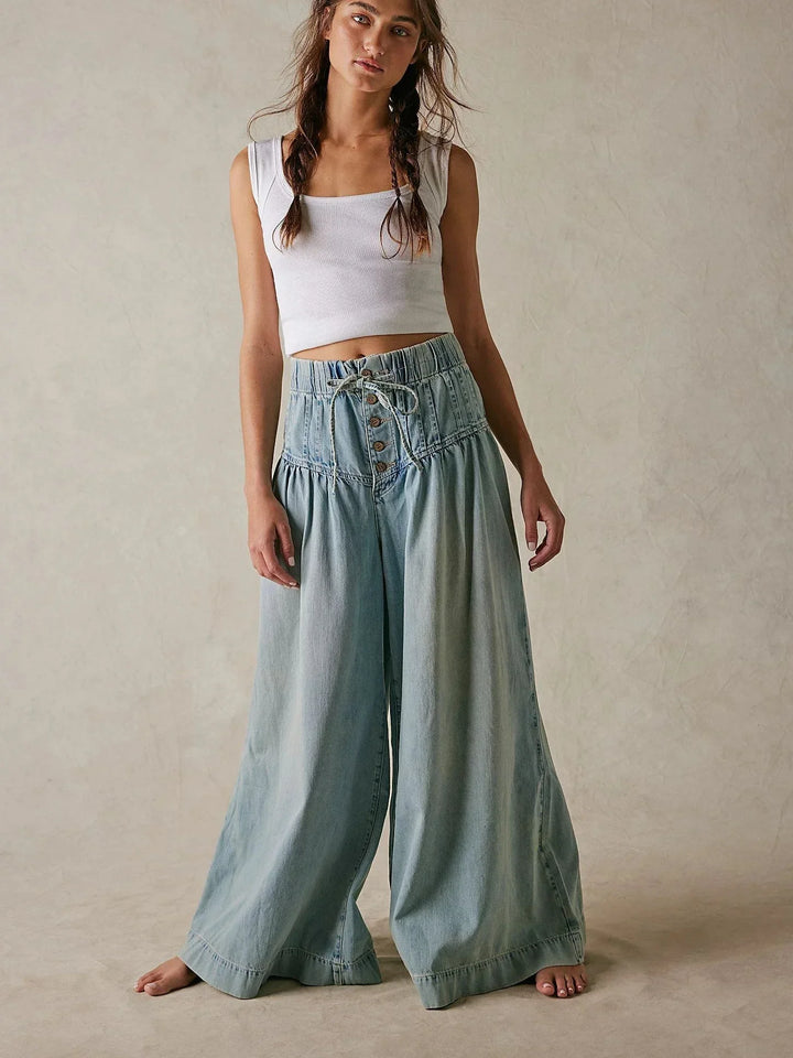 Olivia Bennet | Women's Chambray Pull-On Jeans