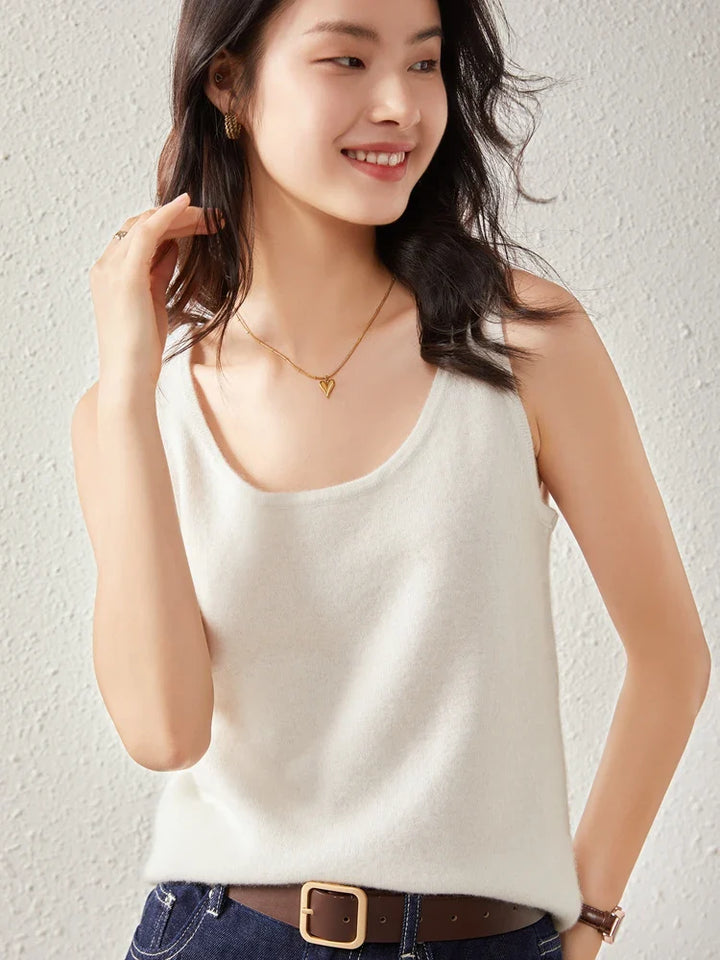 Olivia Bennet | Cashmere O-Neck Sweater for Women