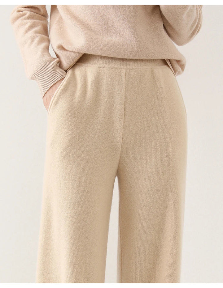 Olivia Bennet | Merino Sweats