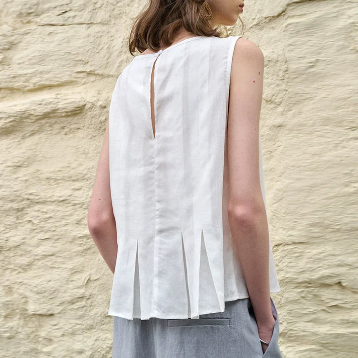 Olivia Bennet | Pleated Hem Linen Top