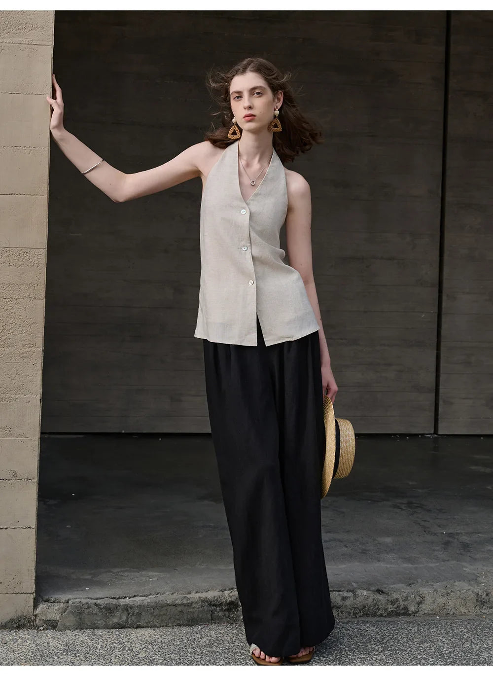 Olivia Bennet | Linen Halter Waistcoat Top