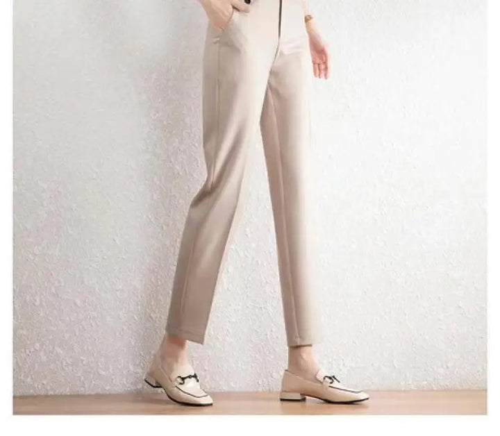Olivia Bennet | Straight-Leg Trousers for Women in Black, Tailored Fit