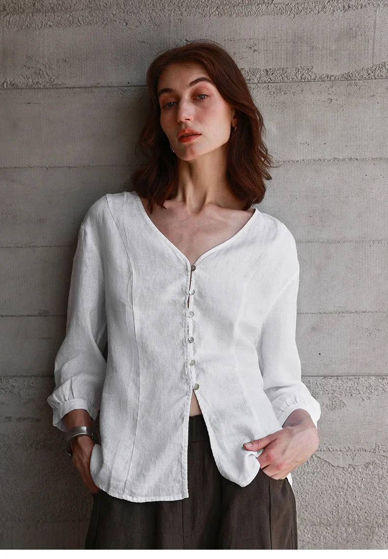 Olivia Bennet | Fitted V-Neck Linen Blouse