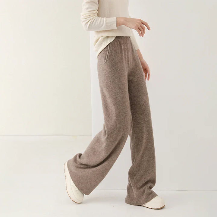 Olivia Bennet | Merino Sweats
