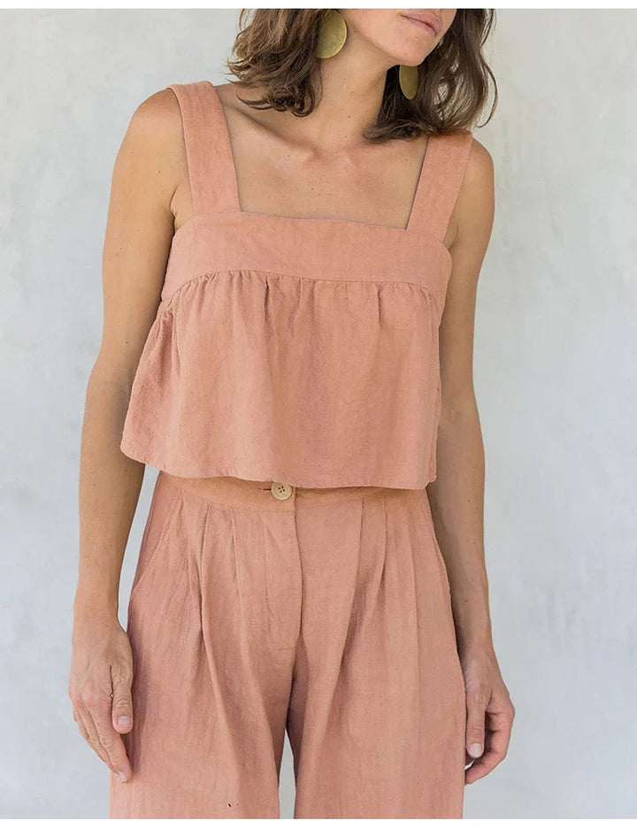 Olivia Bennet | Pleated Linen Culotte Pant