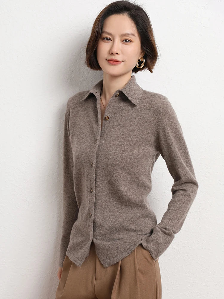 Olivia Bennet | Wool Polo for Women in Classic Fit, Navy