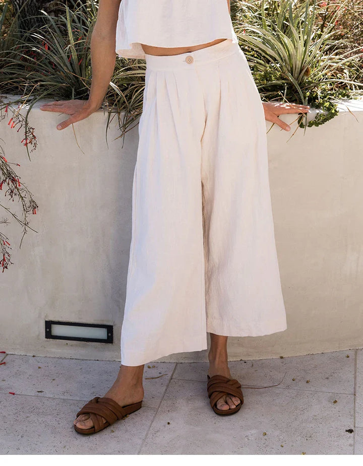Olivia Bennet | Pleated Linen Culotte Pant