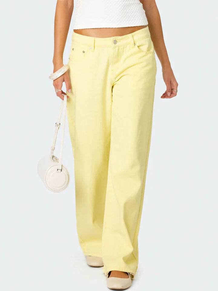 Olivia Bennet | Straight Jeans for Women in Denim